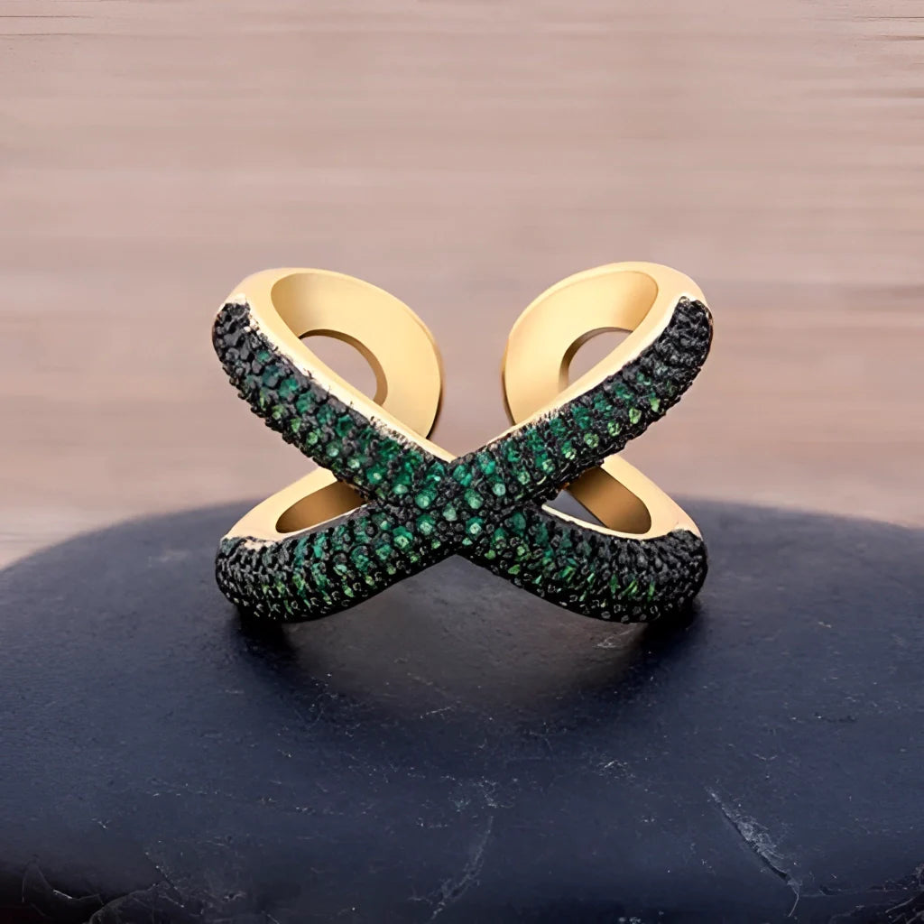 X-förmiger Diamant-Crossover-Ring aus Gold – Pavé-Modeschmuck