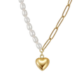 Luxuriöse Perlenkette mit goldenem Herz - Echtes 925 Silber von Effie Queen