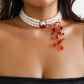 Luxuriöse Halskette mit Perlen und Rubinen – eleganter Abendschmuck