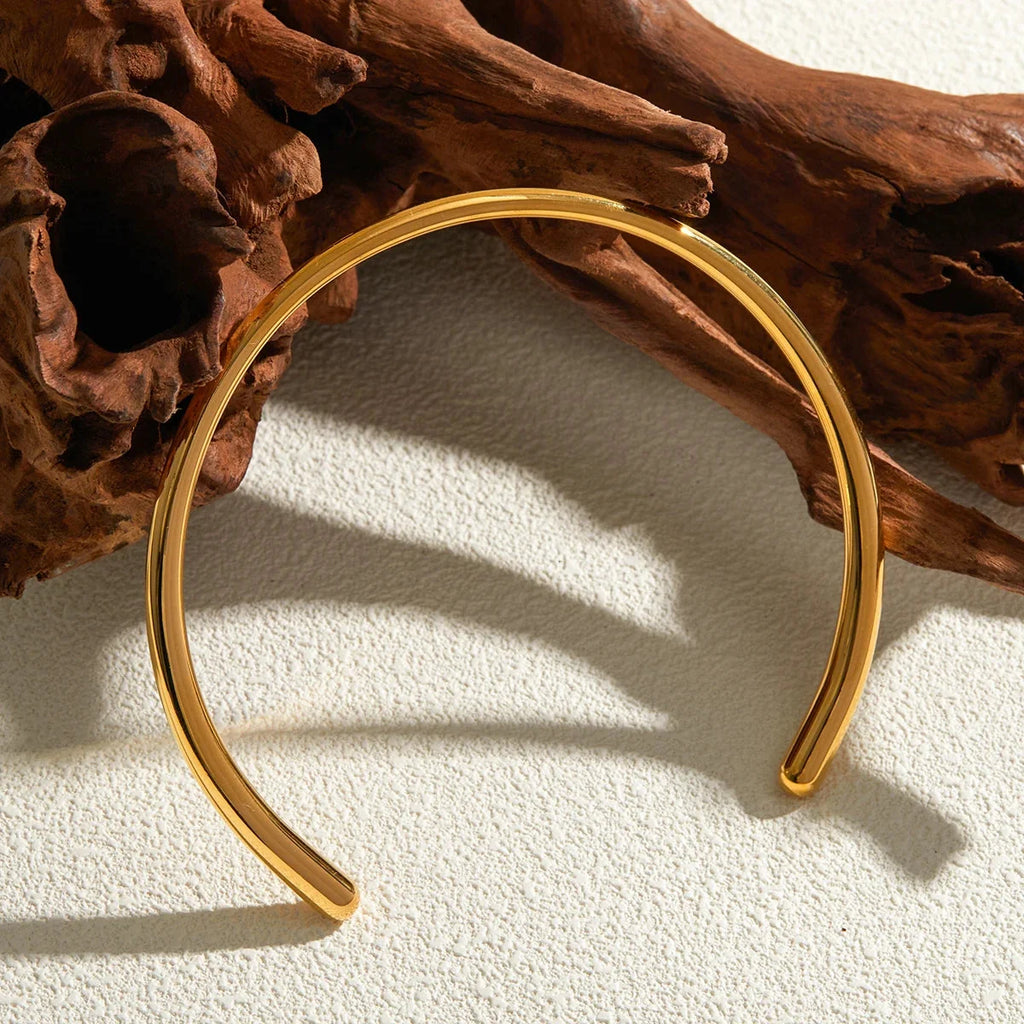 Minimalistische Halskette - elegant, verstellbar, schlicht und modern