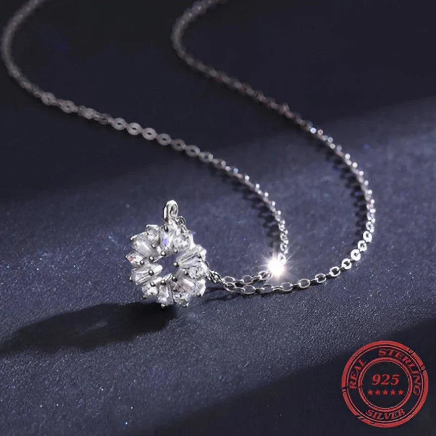 Modian Halskette mit Schneeflocken-Anhänger aus 925er Sterlingsilber, mit Kristallen verziert