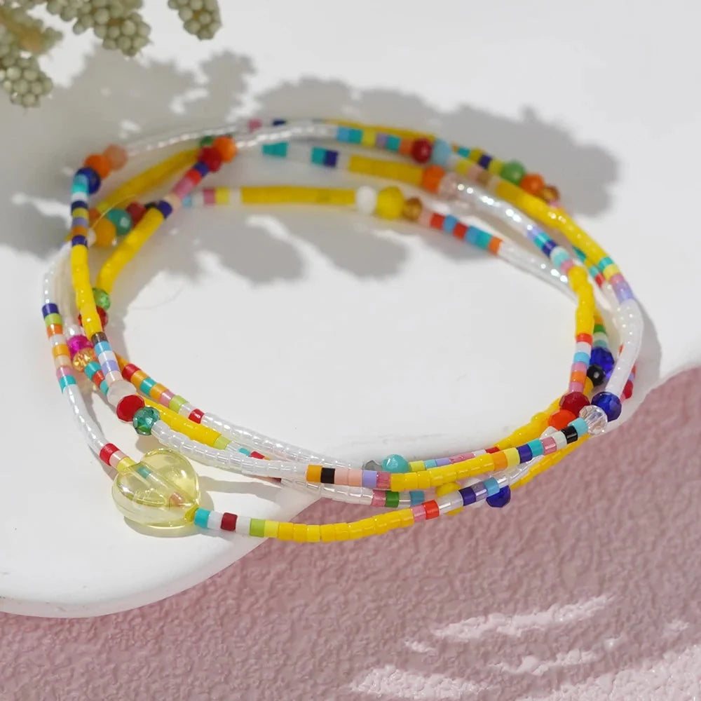 Stapel aus mehrfarbiger Perlenkette und Armband – Doppelstrang, verstellbar, Sommerstil