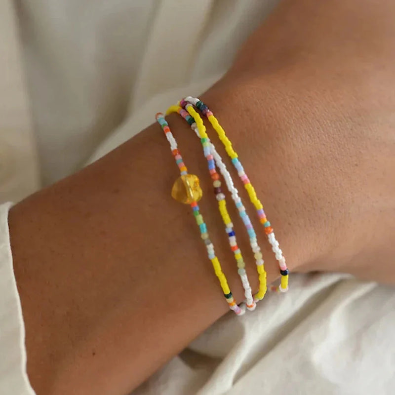 Stapel aus mehrfarbiger Perlenkette und Armband – Doppelstrang, verstellbar, Sommerstil