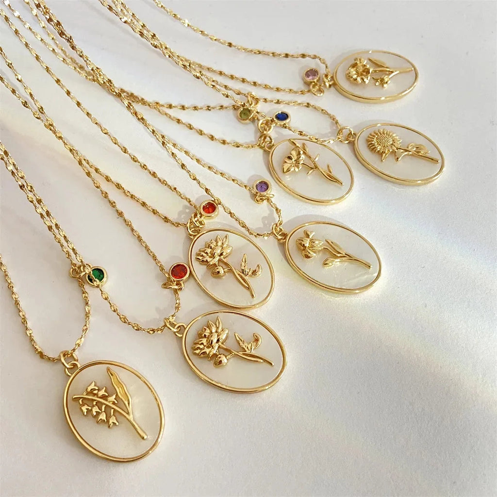 Vintage Kamee Halskette - Gold Botanischer Floraler Relief Anhänger