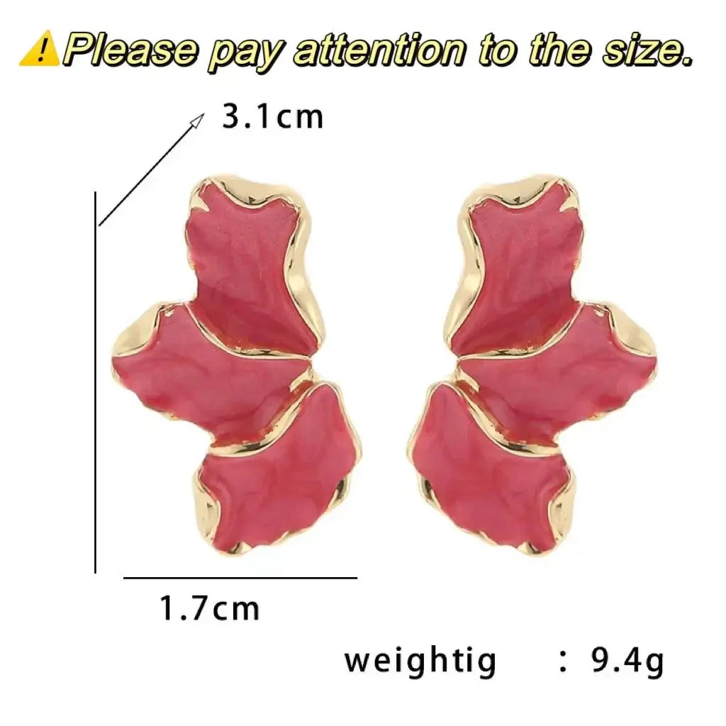 Asymmetrische Marmor-Ohrringe mit Goldrand - Einzigartiger Designer-Steinschmuck