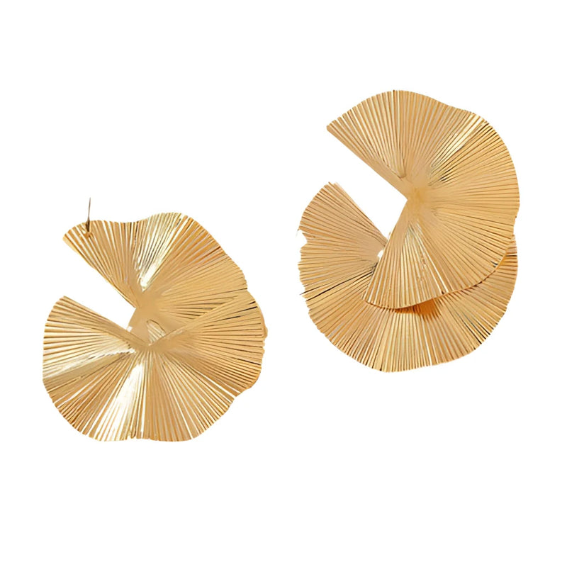 Goldene Fan-Statement-Ohrringe – luxuriöser strukturierter Designerschmuck
