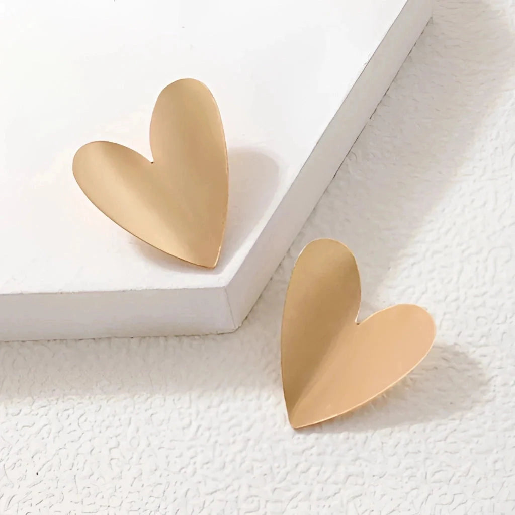 Goldene Herz Ohrstecker - Minimalistisches romantisches Schmuckgeschenk