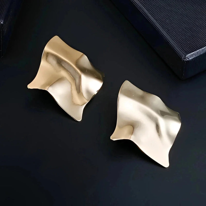 Goldene Herz Ohrstecker - Minimalistisches romantisches Schmuckgeschenk