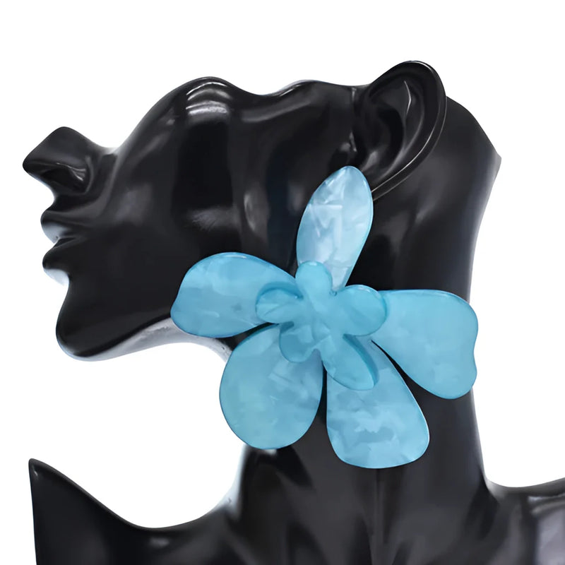 Übergroße rosa florale Statement-Ohrringe aus Acryl - trendiger Damenschmuck