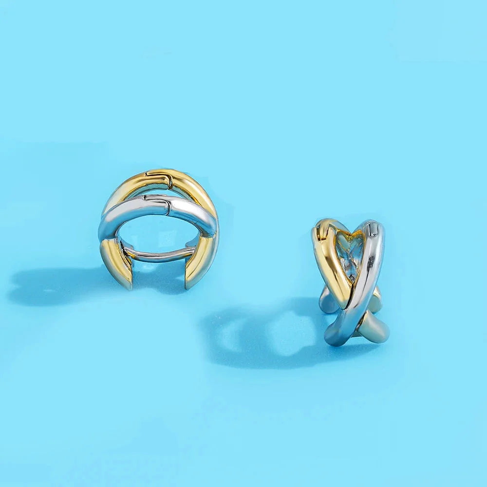 Zweifarbige Knotenohrringe aus Gold und Silber – Minimalistische Ohrstecker aus verschiedenen Metallen
