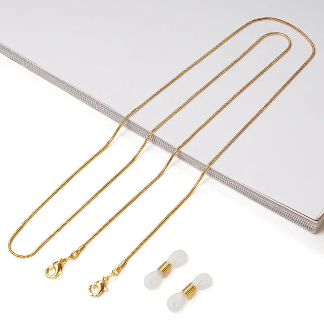 Luxuriöse Brillenkette aus Perlen und Gold | Stilvoller Brillenhalter mit Perlen