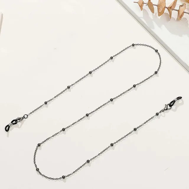 Luxuriöse Brillenkette aus Perlen und Gold | Stilvoller Brillenhalter mit Perlen