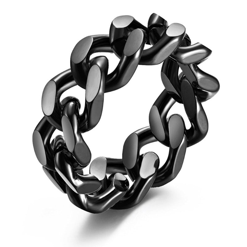 Klobige Kettenringe aus Edelstahl im Punk-Stil