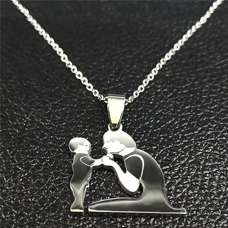 Halskette mit Anhänger „Geliebte Mama und Baby“