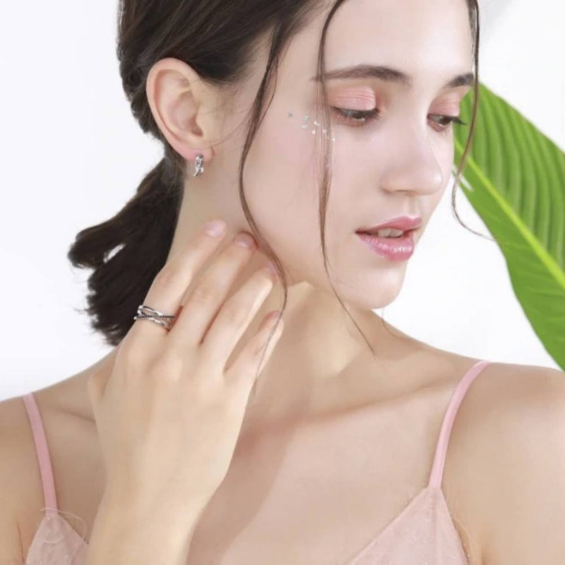 Kleine Creolen mit schwarzem Spinell und Strass