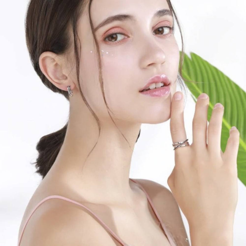 Kleine Creolen mit schwarzem Spinell und Strass