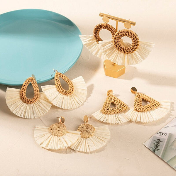 Böhmische Rattan-Geflecht-Ohrringe mit geometrischen Quasten