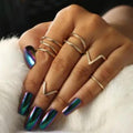 Set mit mehreren geometrischen Ringen im Bohemian-Stil