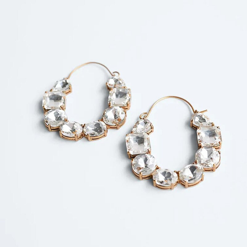 Ohrringe im Vintage-Stil mit Perlen und Strasssteinen im Bohemian-Stil