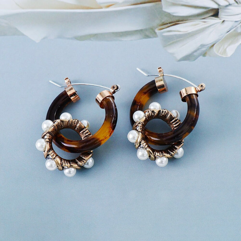 Ohrringe im Vintage-Stil mit Perlen und Strasssteinen im Bohemian-Stil
