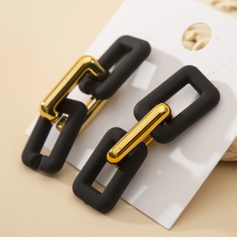 Helle, einfarbige Acryl-Ketten-Ohrhänger