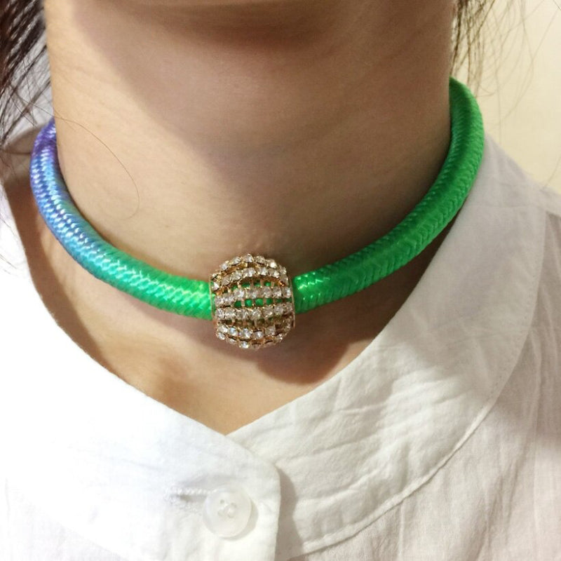Bunte Seilkette mit Strass-Kugelanhänger-Choker-Halsketten