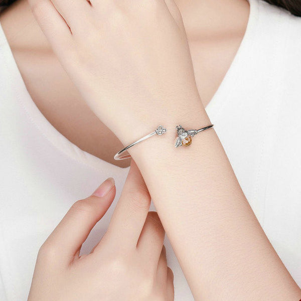 Hummel-Armreif aus Sterlingsilber mit Zirkonia