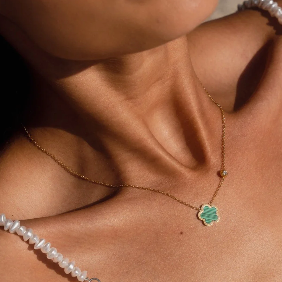 Halskette mit Kleeblatt-Anhänger