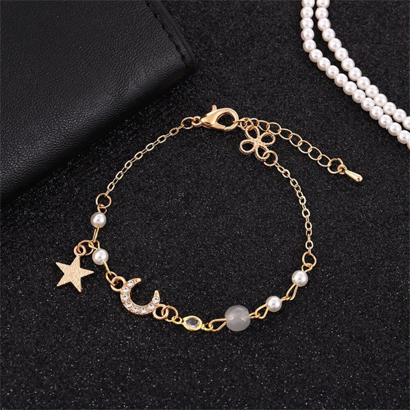 Himmlische, mit Strasssteinen verzierte Halbmond-, Stern- und Perlenarmbänder