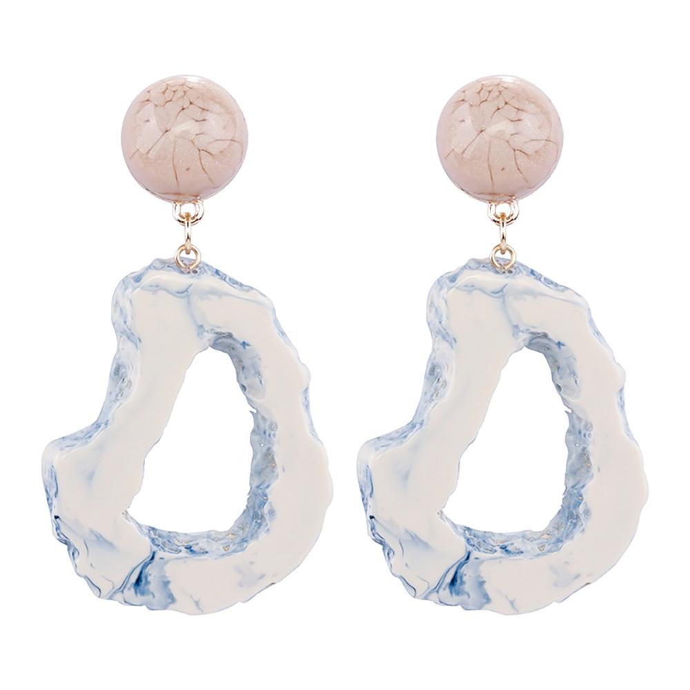 Charismatische lange Tropfenohrringe aus Kunstharz