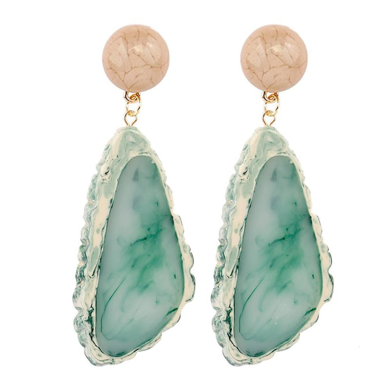 Charismatische lange Tropfenohrringe aus Kunstharz