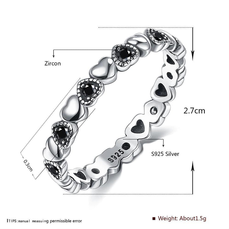 Charmante, schlichte Stapelringe aus Sterlingsilber