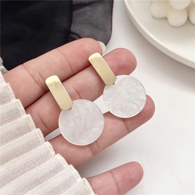 Schicke koreanische geometrische Ohrringe