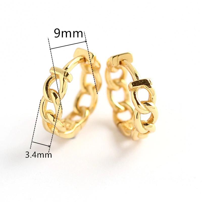 Schicke Ohrstecker im Street-Style mit Ohrläppchen und Manschette