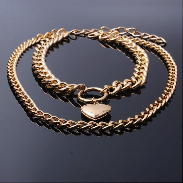 Klobige Doppelkette mit Herzanhänger