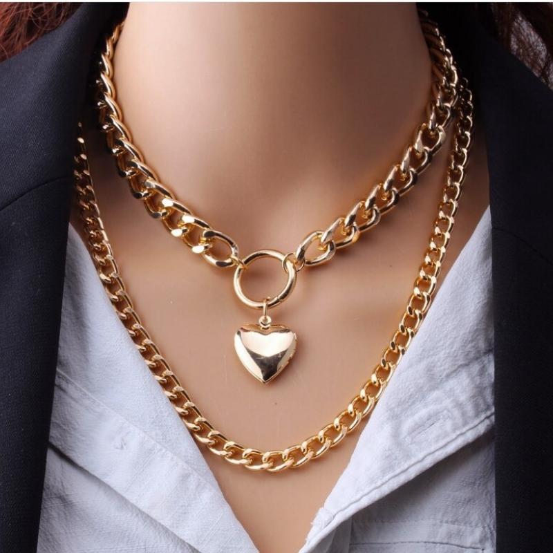 Klobige Doppelkette mit Herzanhänger