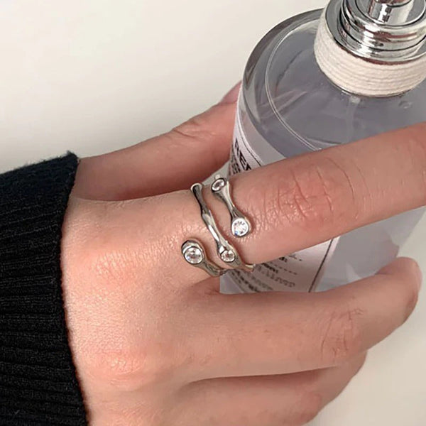 Klassische handgefertigte mythische funkelnde Mondstein-Zirkonringe