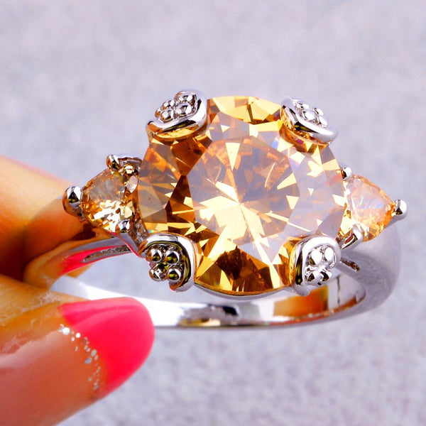 Klassische Silberringe mit rundem Zirkonia