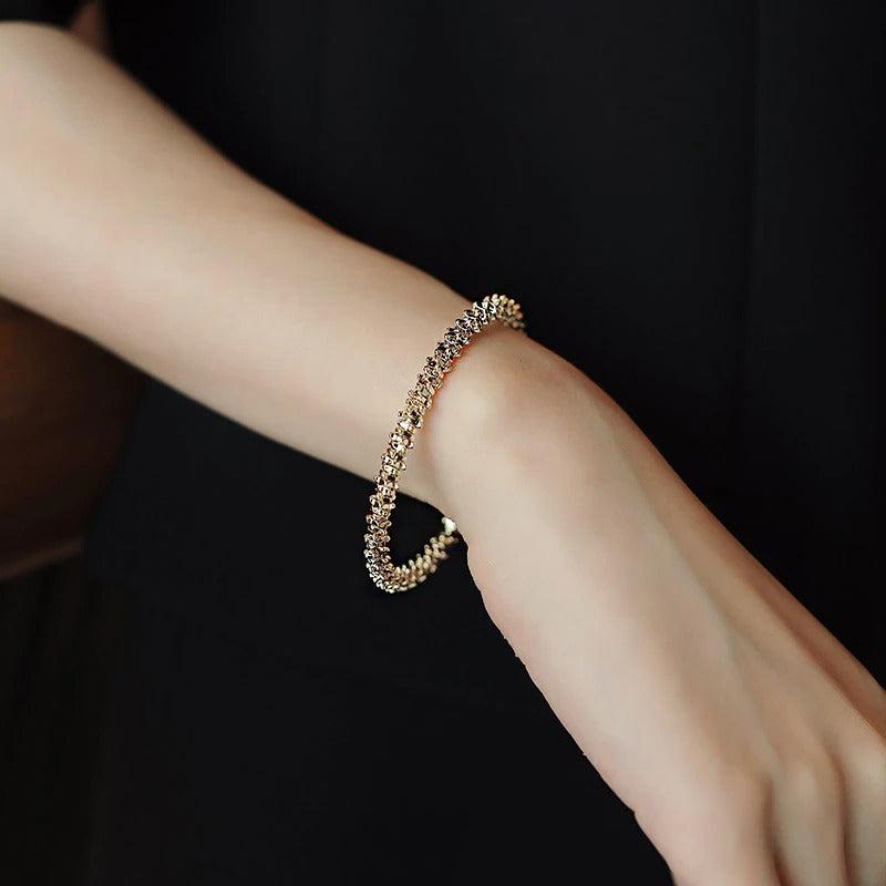 Edle koreanische Mode Metall gewebt Manschette Armbänder