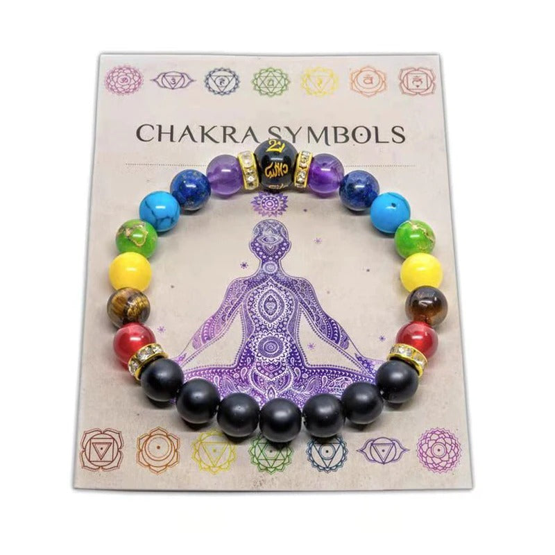 Bunte Chakra-Armbänder mit Perlen und Charm-Schmuck