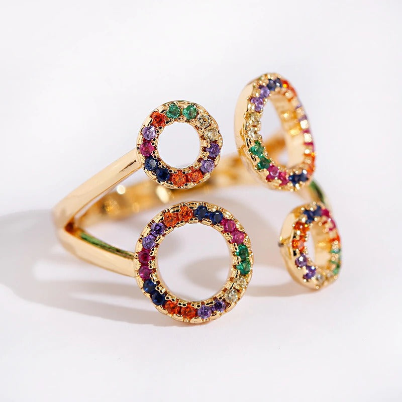 Farbenfrohe luxuriöse geometrische Zirkon-Moderinge