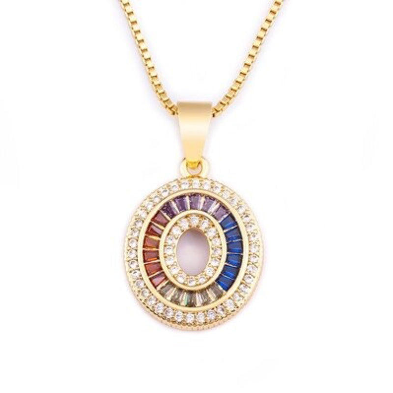 Halsketten mit bunten, mit Strasssteinen besetzten Zahlenanhängern von 0 bis 9