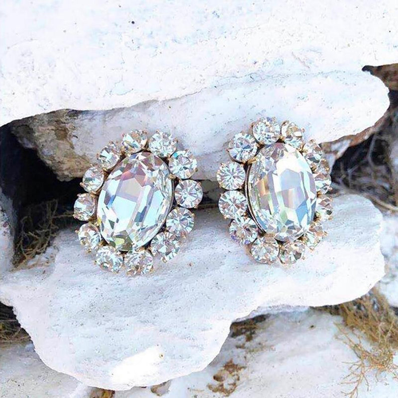 Große Ohrstecker mit bunten Strasssteinen