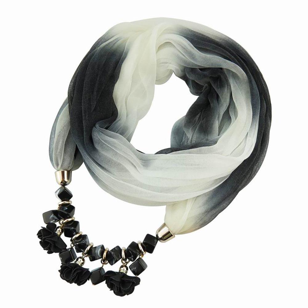 Farbenfroher Sommer-Chiffonschal mit geometrischen Blumenperlen