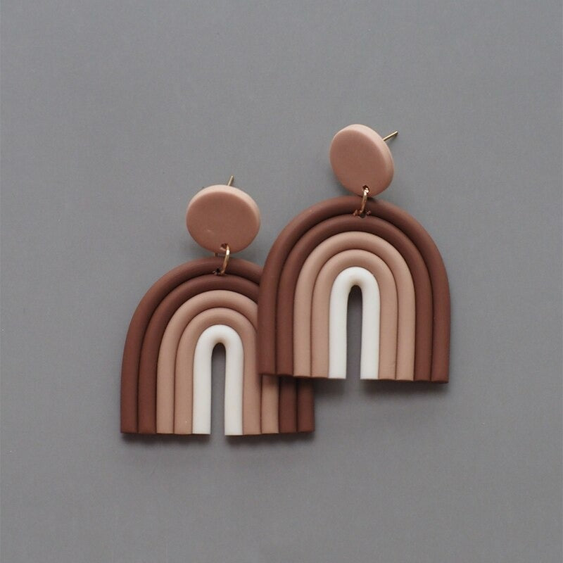 Bunte U-förmige hängende süße modische Tropfenohrringe
