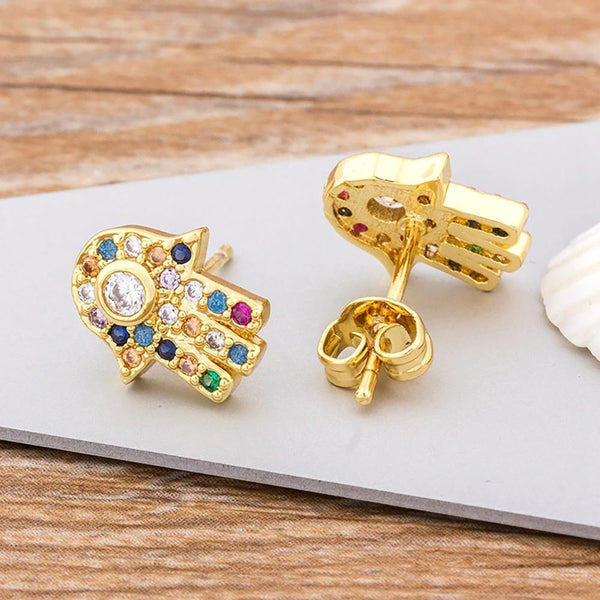 Bunte Ohrstecker mit Hamsa-Hand und Zirkonia