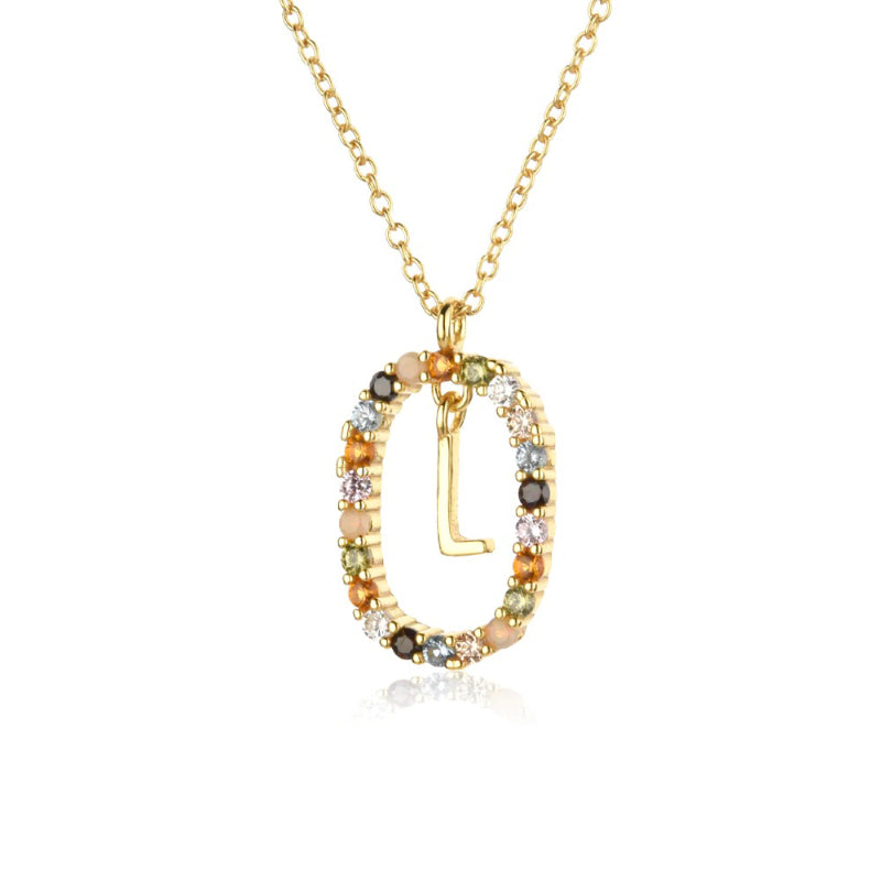Personalisierte Halsketten mit bunten Zirkonia-Verzierungen und Anfangsbuchstaben von A-Z