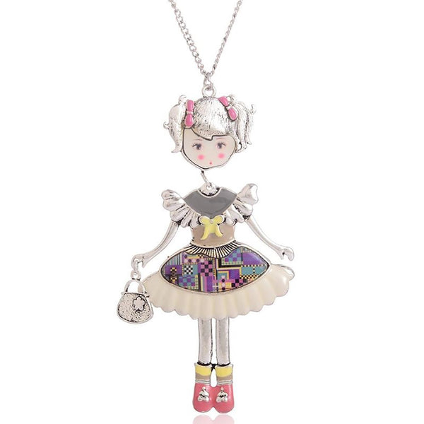 Süße Halskette mit Emaille-Anhänger „Puppe eines kleinen Mädchens“