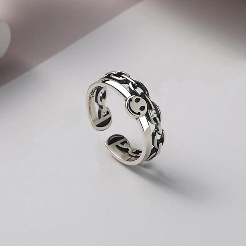 Niedliche und verstellbare Ringe mit Smiley-Gesicht und Herzen