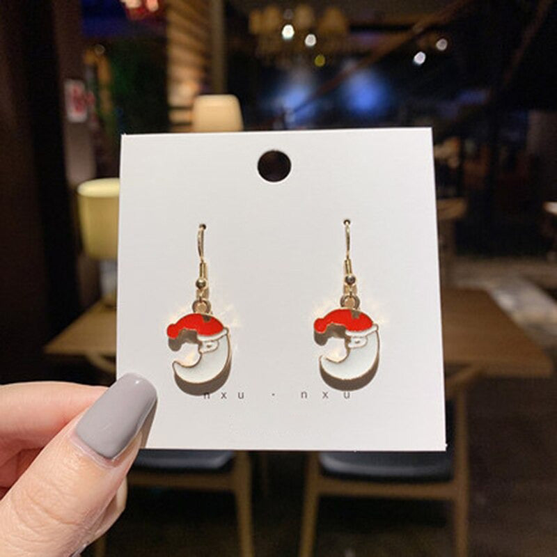 Süße und kleine Weihnachtsohrring-Kollektion